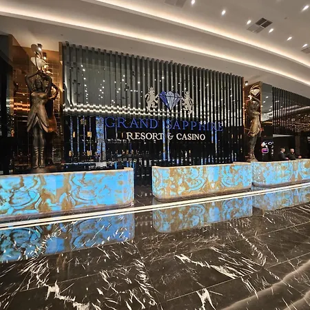 公寓 Grand Sapphire Casino 21 *