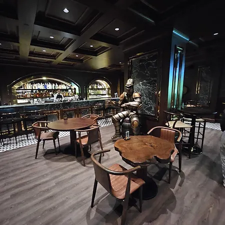 Grand Sapphire Casino 21 Apartment