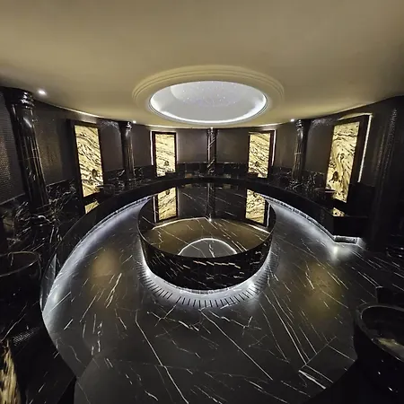 Grand Sapphire Casino 21 Apartment