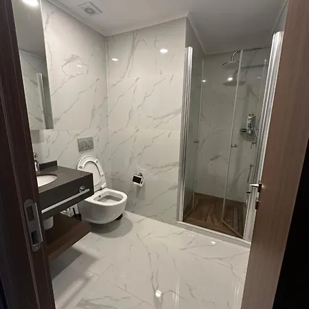 Grand Sapphire Casino 21 Apartment