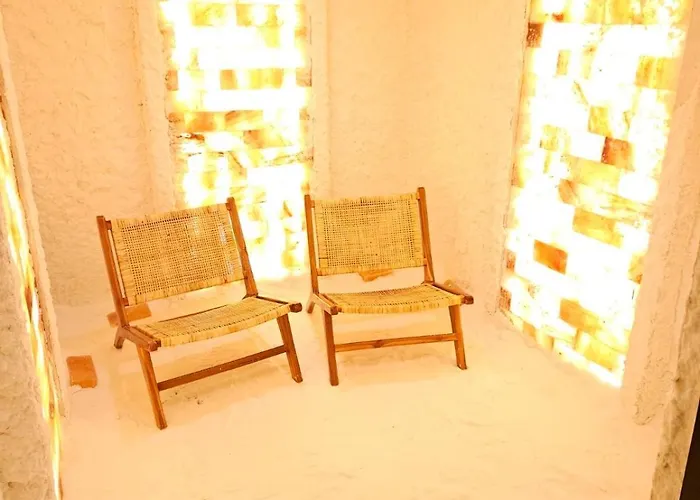 Grand Sapphire Casino 21