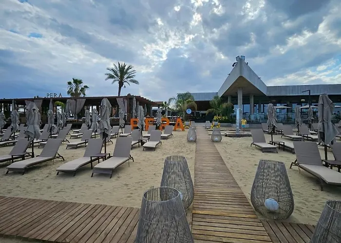 Grand Sapphire Casino 21