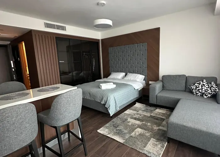 Grand Sapphire Casino 21